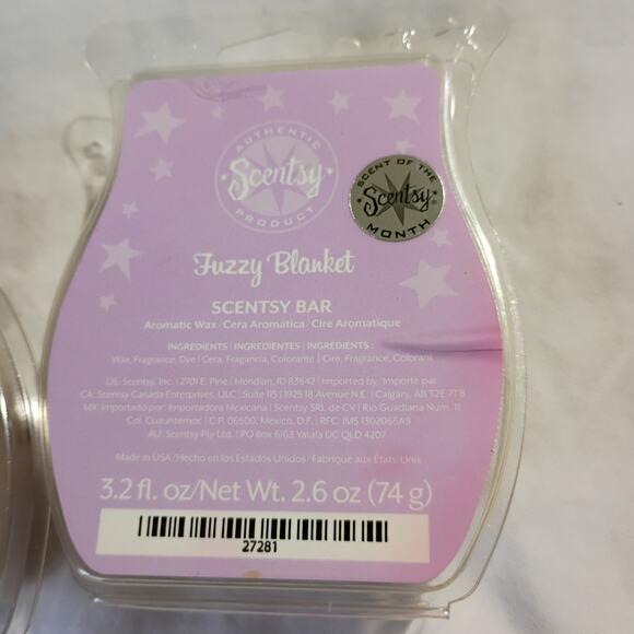 Scentsy Bar FUZZY BLANKET 3.2 oz Authentic(Set of 2) scented wax - Picture 2 of 3